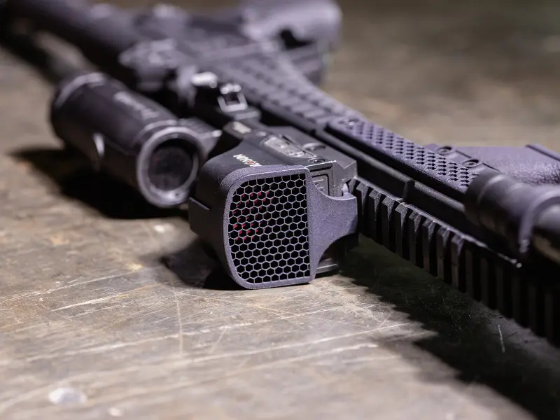 Lightweight nylon 12 construction of the Kill Flash
