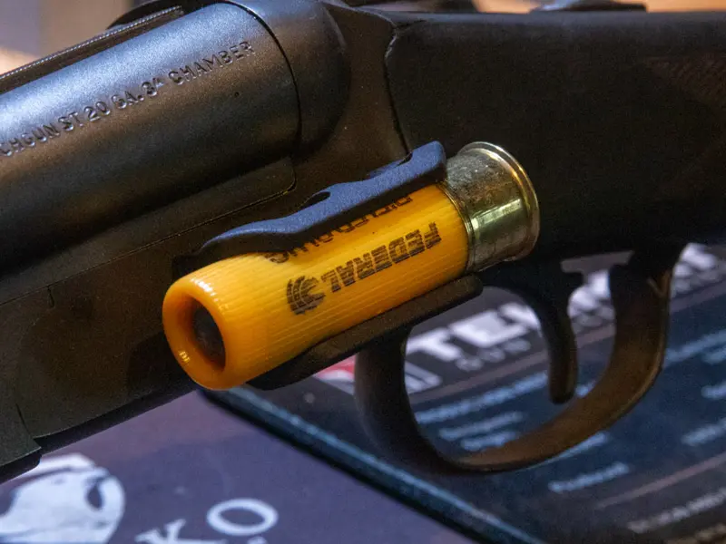 Detail of nylon 12 material on the shell holder, highlighting durability